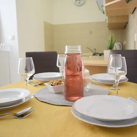 Guest house Nikola Okrug Gornji