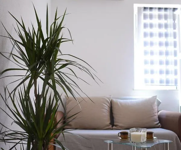 Gasthuis Nikola Okrug Gornji